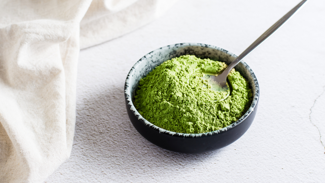 How can matcha green tea leaves be beneficial for your skin ?