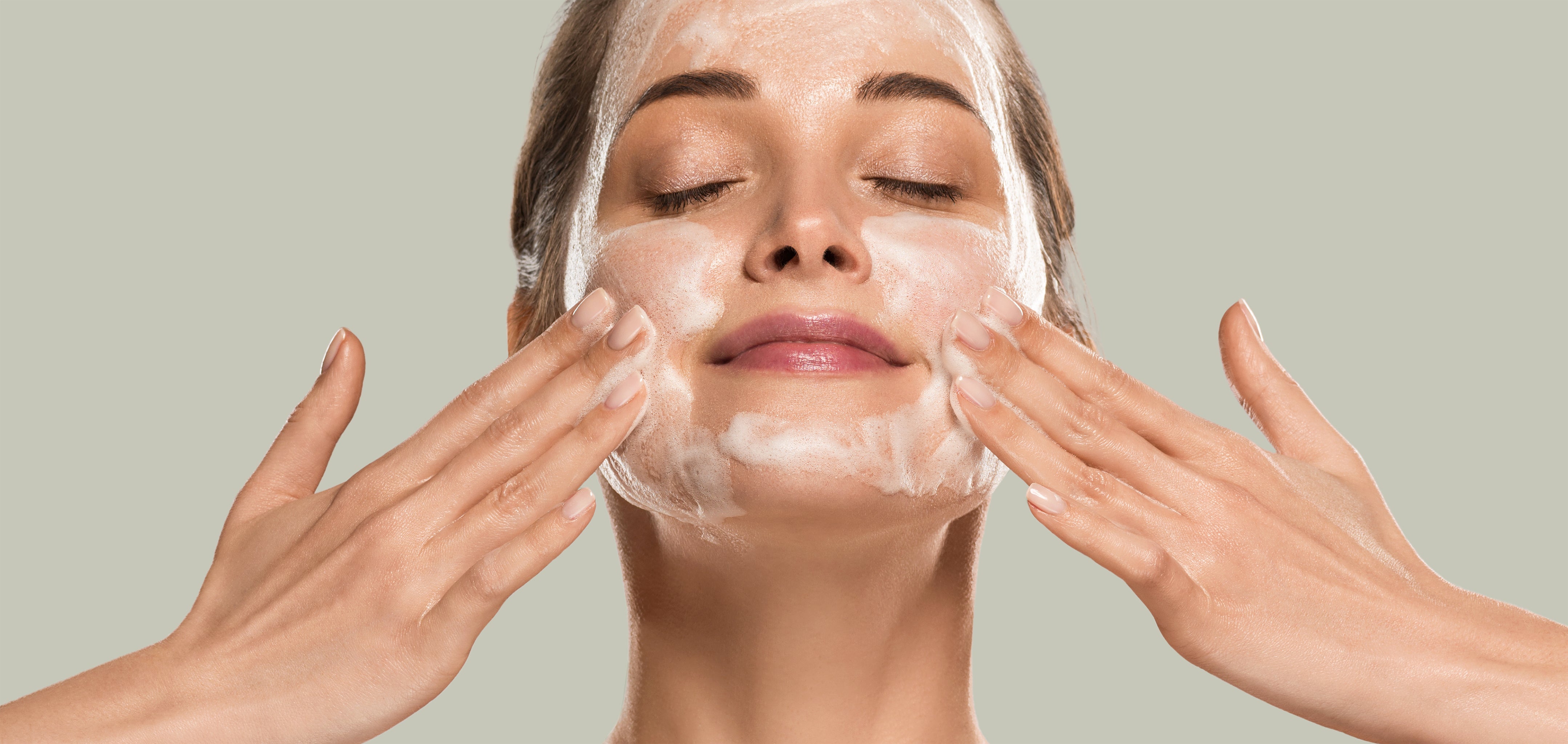 Cleansers & makeup removers